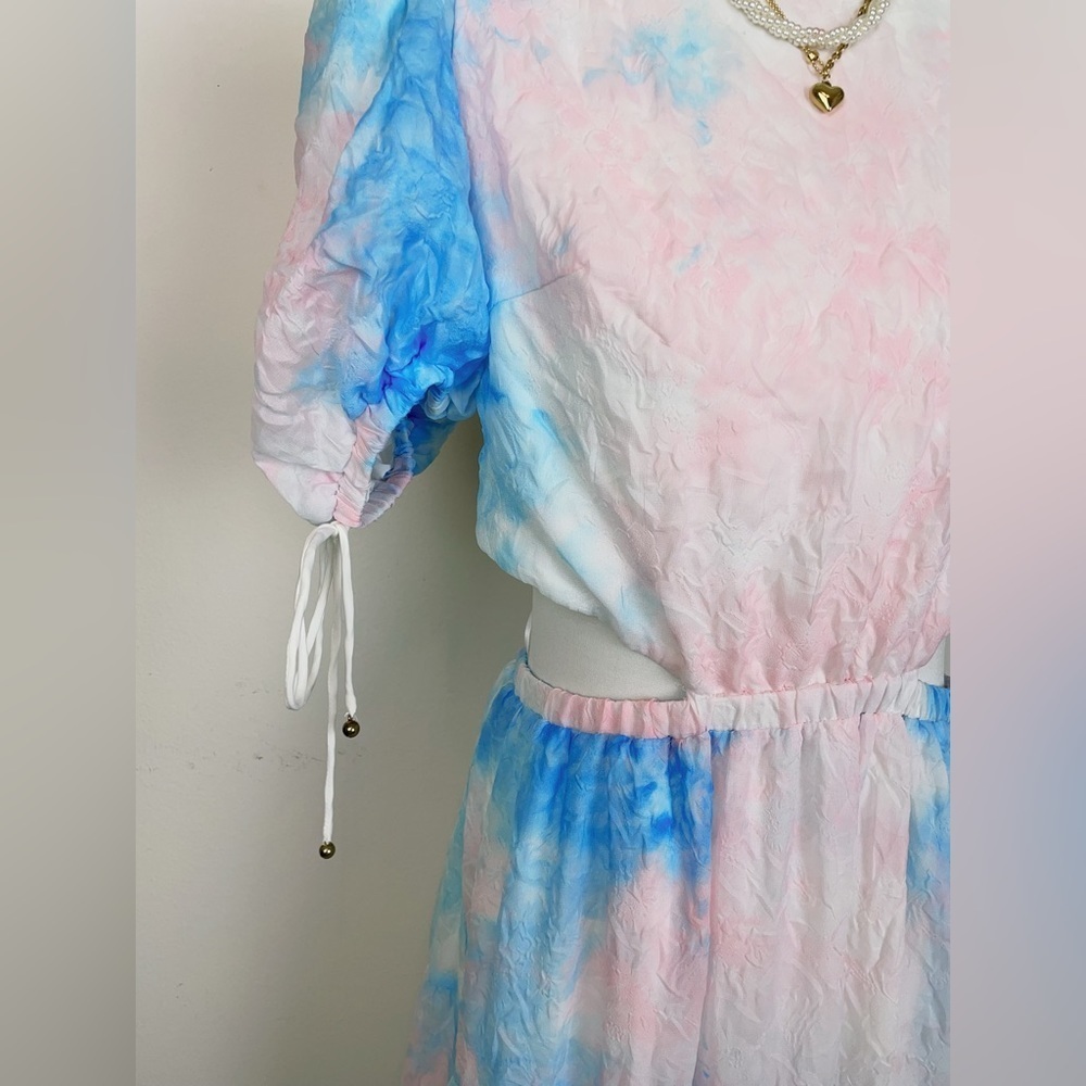 Elliatt Reflection Color Dye Laced Up Open Back Midi Dress Pink Blue Multi - Picture 5 of 10